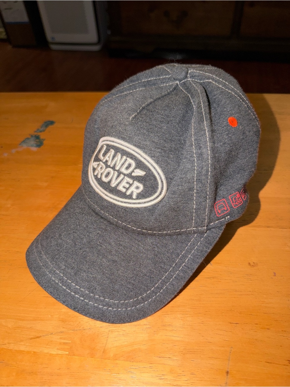 *Rare vintage Land Rover running grey merl adjustable hat